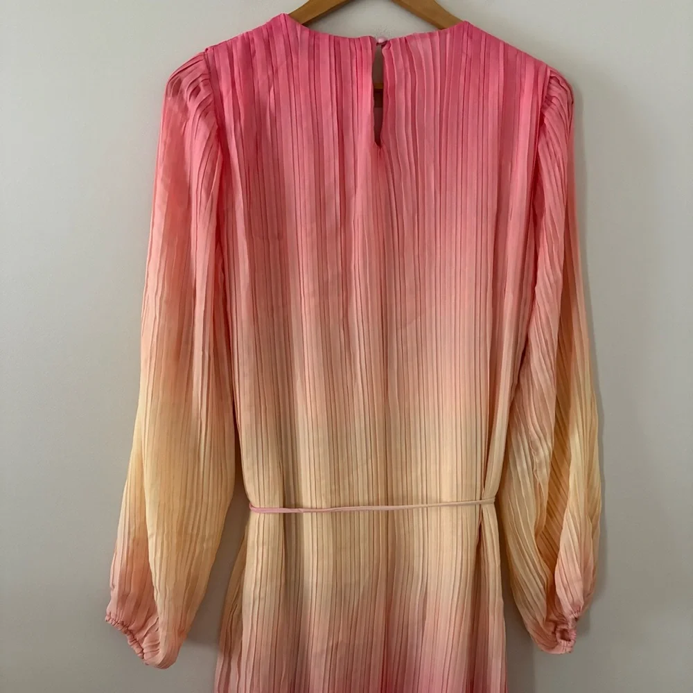 New Something Navy Maxi Dress Pleated Tie Waist Long Sleeve pink combo ombré M - Picture 11 of 15